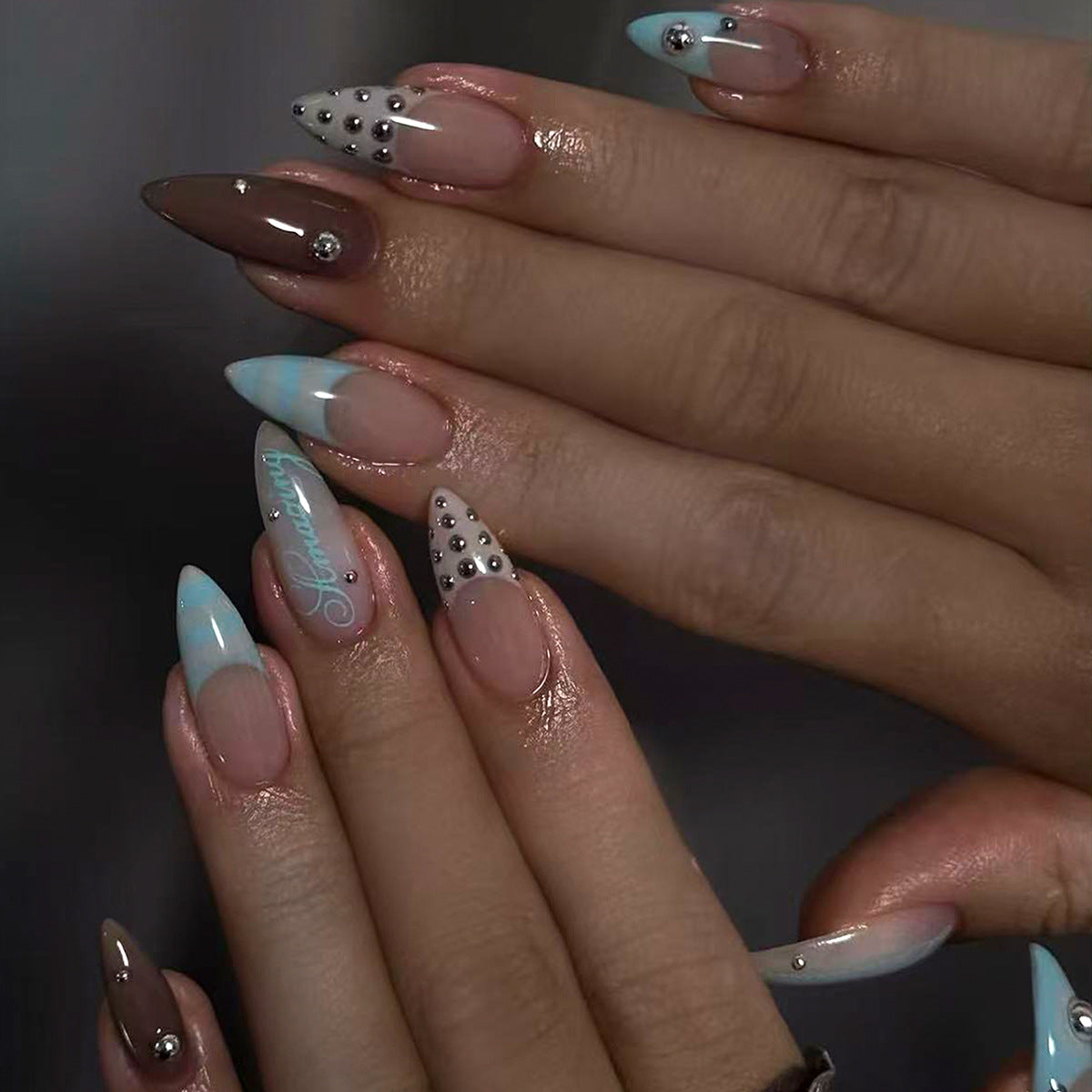 Handmade Almond Press-On Nails, Y2K Baddie Retro Punk Style Fake Nails, Edgy Fall & Winter Nail Tips, Vintage Gothic-Inspired Manicure Set