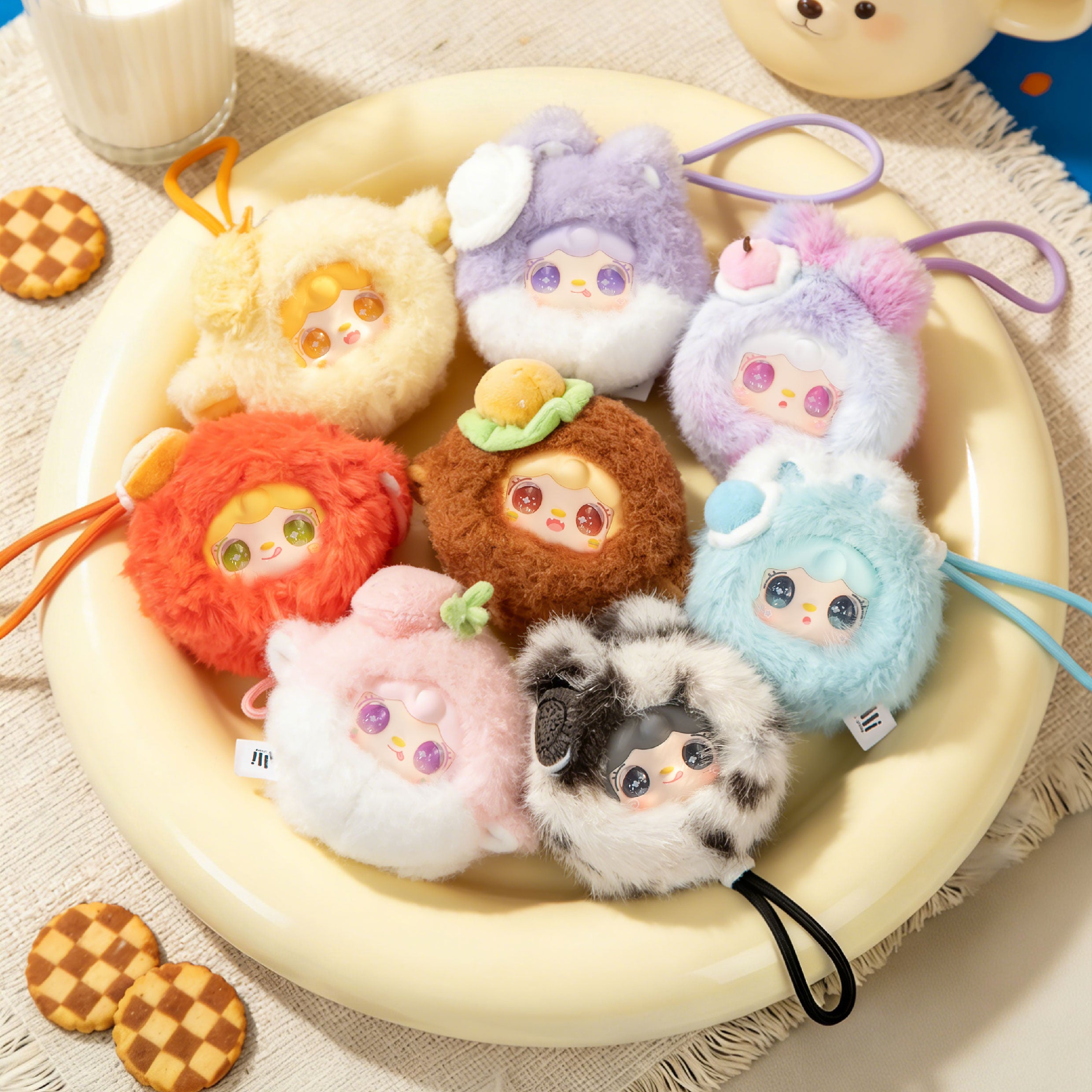 Yooki Mirror Comb Series Heat Charging Station Plush Blind Box – Kawaii Collectible Figure, Cute Mystery Toy, Bag Charm Pendant Gift