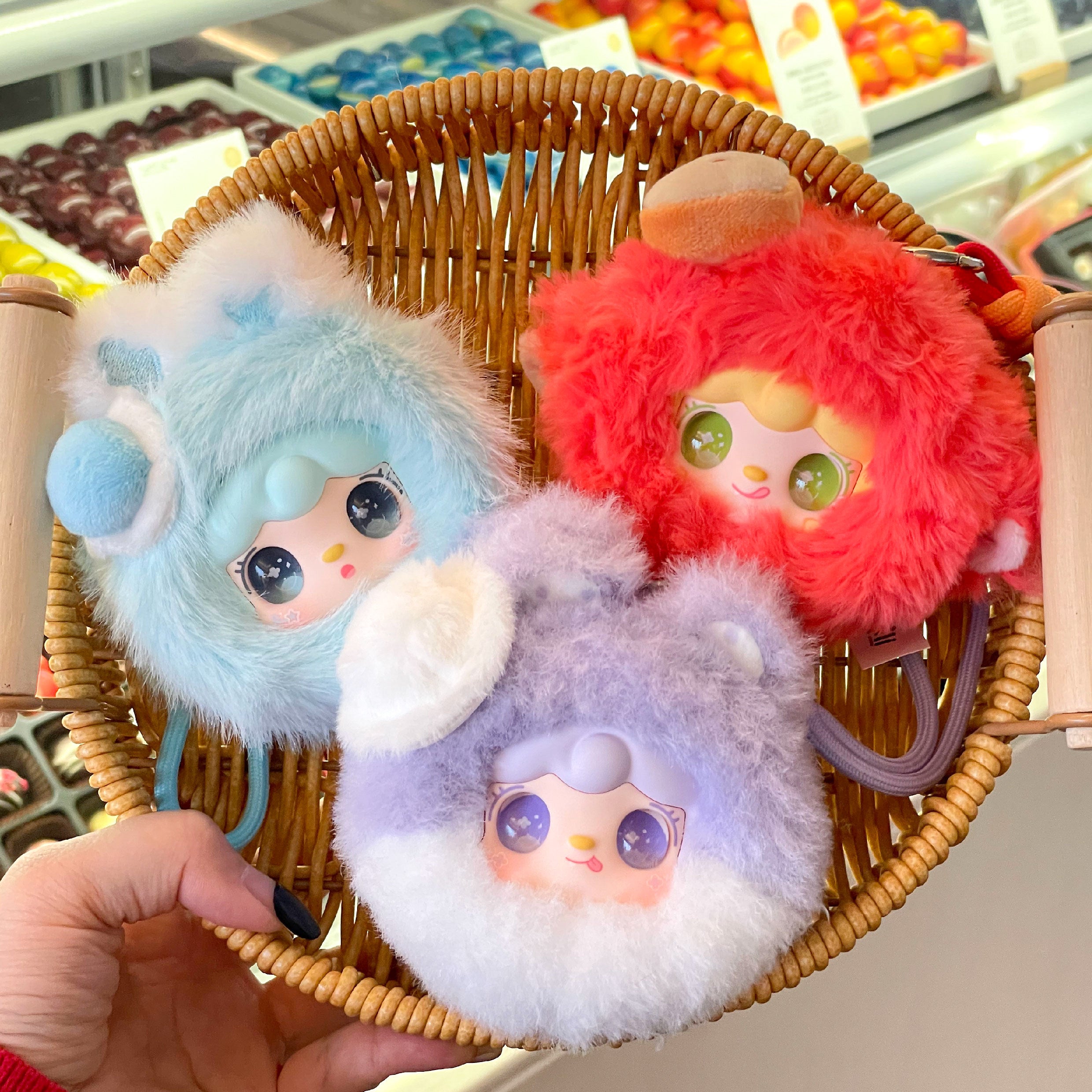 Yooki Mirror Comb Series Heat Charging Station Plush Blind Box – Kawaii Collectible Figure, Cute Mystery Toy, Bag Charm Pendant Gift