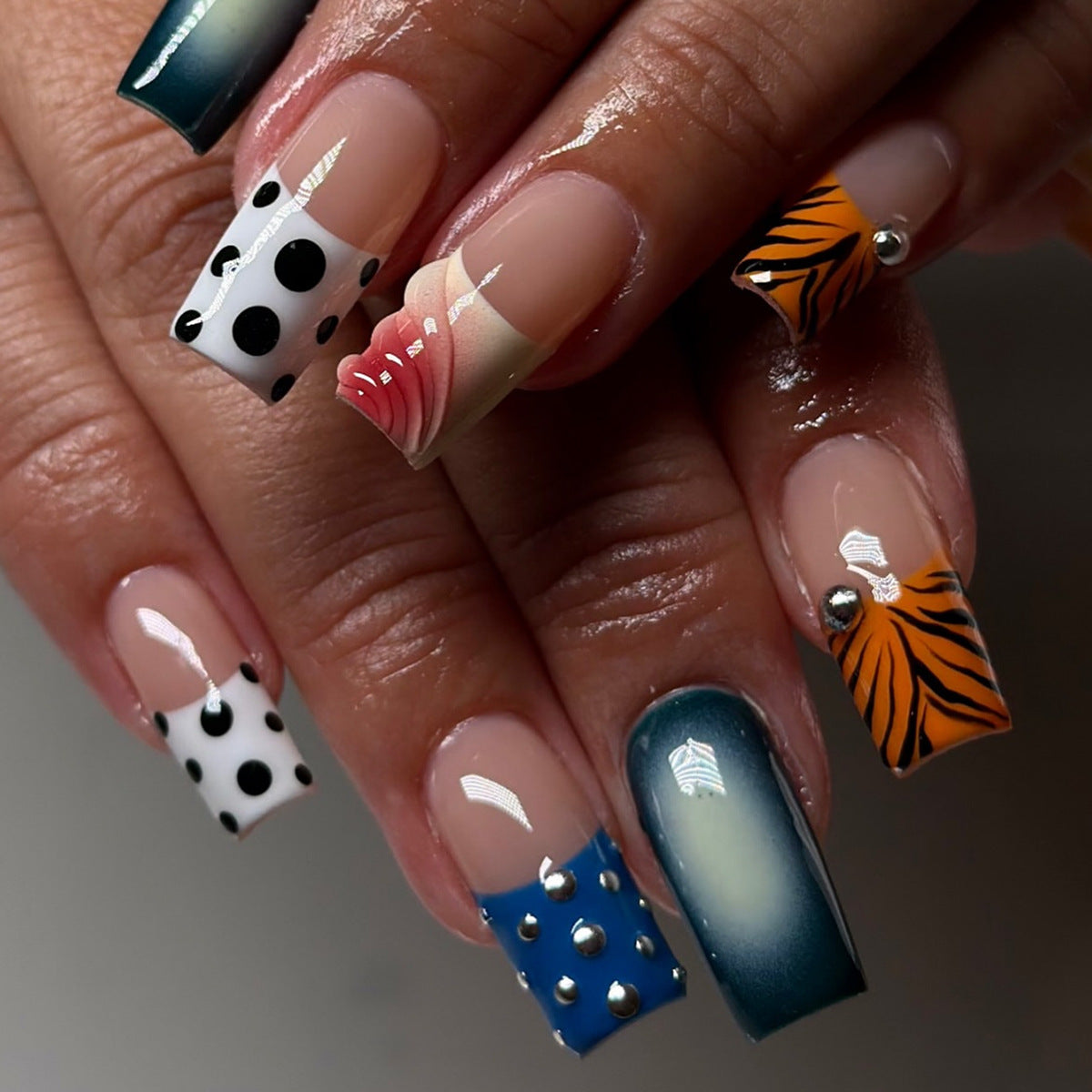 Handmade Long French Press-On Nails, Tubular Shape with Silver Bead Accents and Elegant Ombre Design, Premium False Nails for a Sophisticated Look