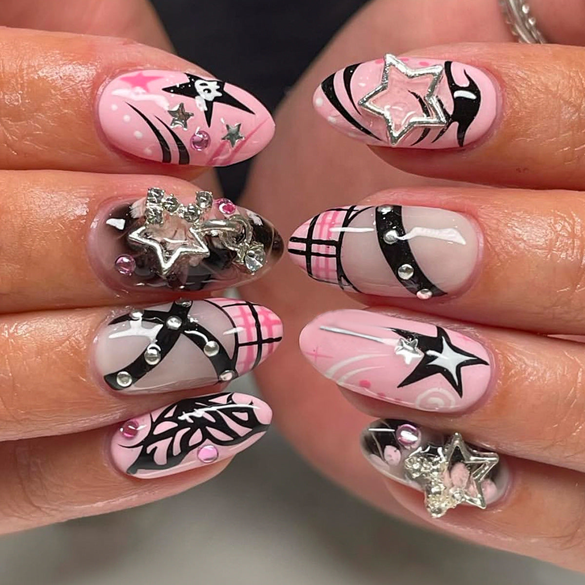 Pink Barbie Y2K Press-On Nails, Sweet & Edgy Girl Style with 3D Star and Butterfly Rhinestones, Sparkling Statement Fake Nails