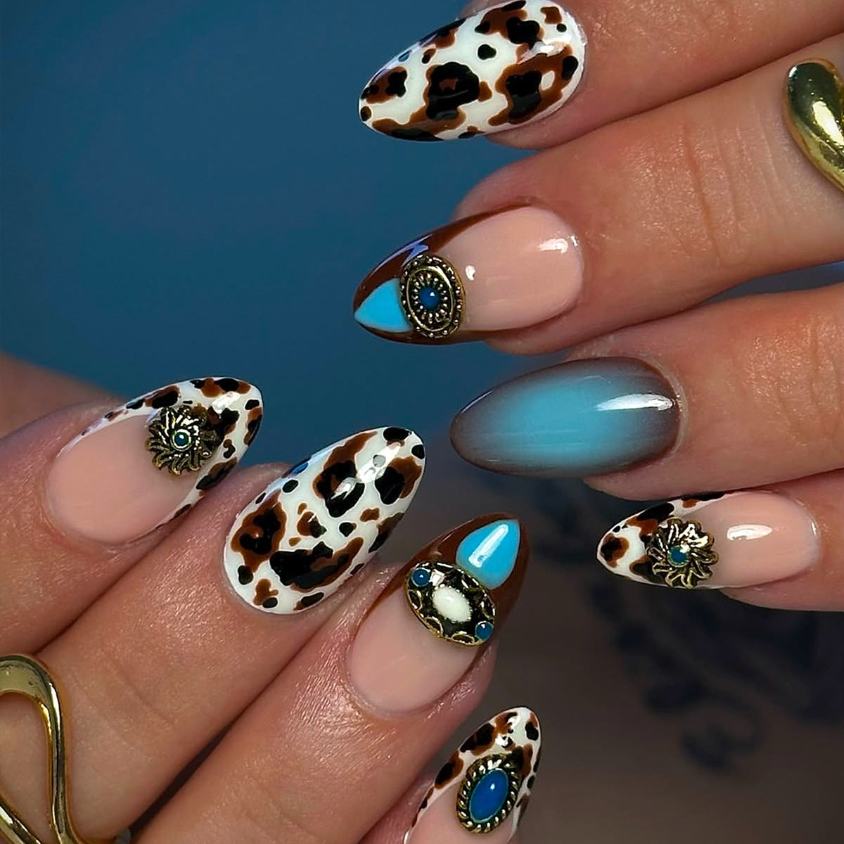 Almond Cow Print Press-On Nails, Retro Luxe Embossed Design, Stylish 3D Textured False Nail Tips 🐄🤎💅